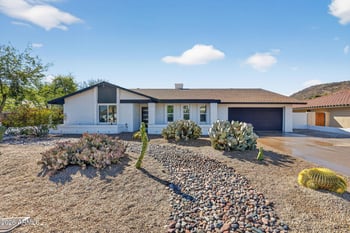 9 Surrey Ave, Phoenix, AZ 85022