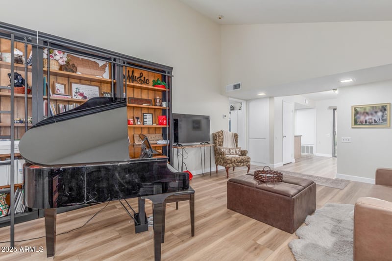 90 Leisure World --, Mesa, AZ 85206