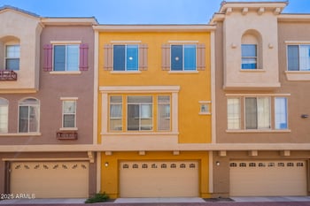 900 94th St #1087, Chandler, AZ 85224