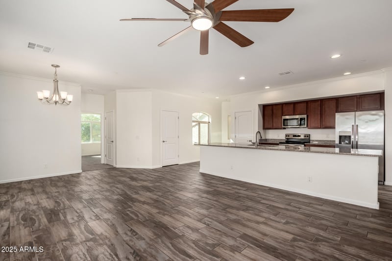 900 Canal Dr #238, Chandler, AZ 85225