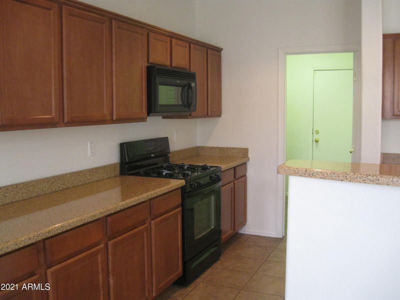 900 E Desert Rose Trl, San Tan Valley, AZ 85143