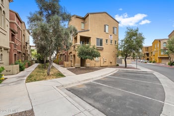 900 94th St #1056, Chandler, AZ 85224