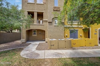 900 94th St #1095, Chandler, AZ 85224