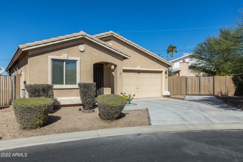 900 W Broadway Ave #19, Apache Junction, AZ 85120