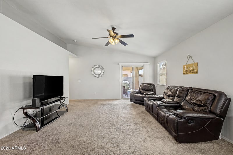900 Broadway Ave #42, Apache Junction, AZ 85120