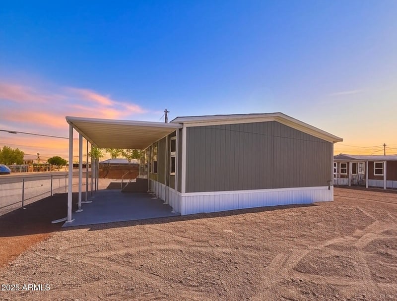 900 Warner Dr, Apache Junction, AZ 85120