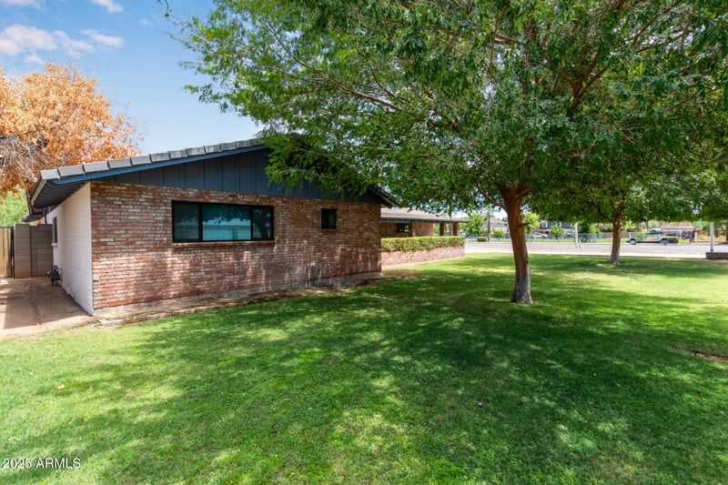 9001 13th Ave, Phoenix, AZ 85021