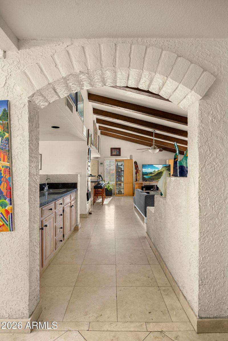 9002 N 83rd St, Scottsdale, AZ 85258