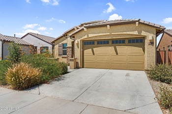 9002 Rancho Dr, Glendale, AZ 85305