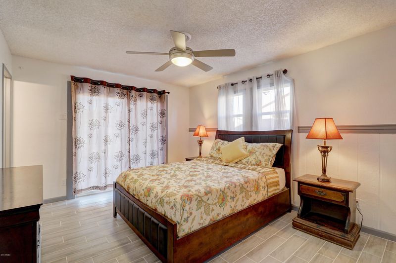 9002 W Heatherbrae Dr, Phoenix, AZ 85037