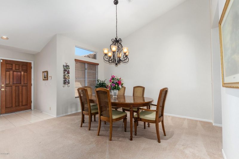 9002 W Topeka Dr, Peoria, AZ 85382