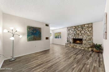 9004 Grandview Dr, Mesa, AZ 85207