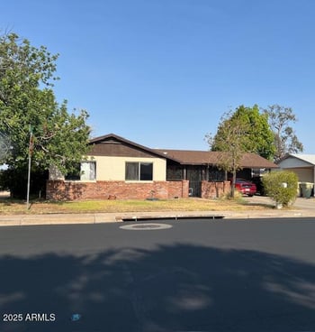 9004 N 53rd Ave, Glendale, AZ 85302
