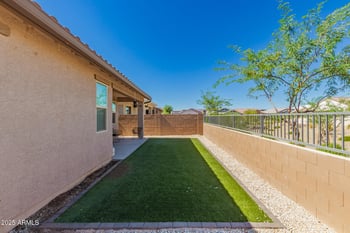 9004 Solano Dr, Glendale, AZ 85305