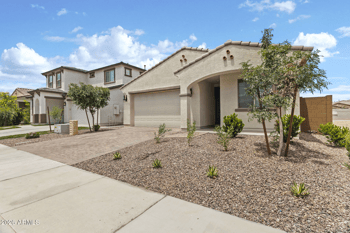 9004 Georgia Ave, Glendale, AZ 85305