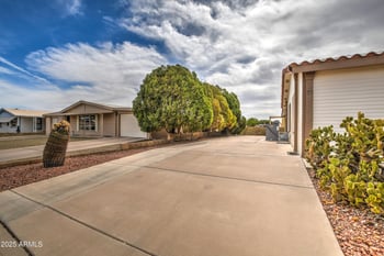 9005 Cactus Ln, Sun Lakes, AZ 85248