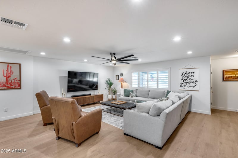 9005 W Villa Chula St, Peoria, AZ 85383