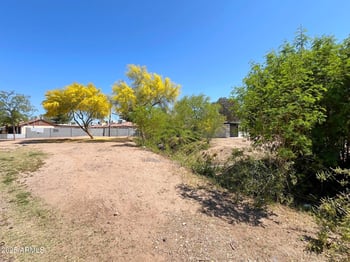 9007 11th St #35, Phoenix, AZ 85020