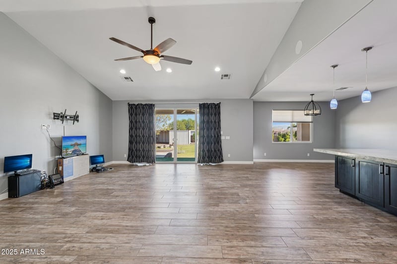 9007 220th Dr, Buckeye, AZ 85326