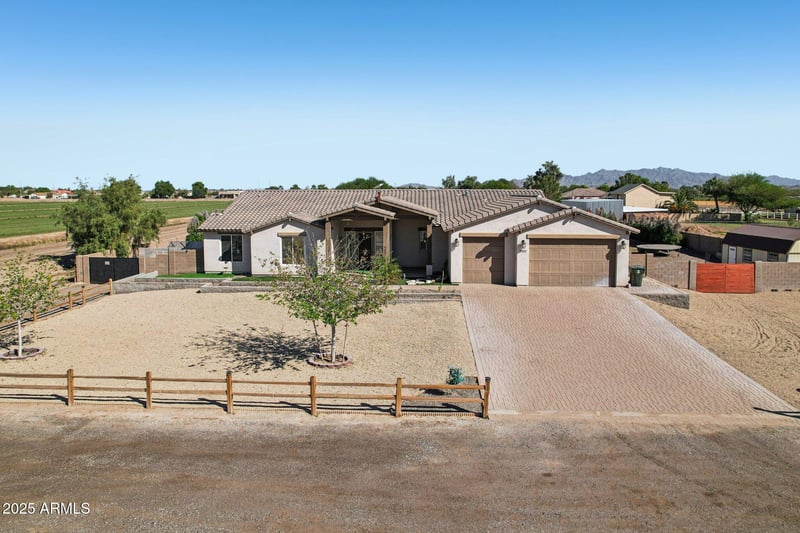 9007 220th Dr, Buckeye, AZ 85326