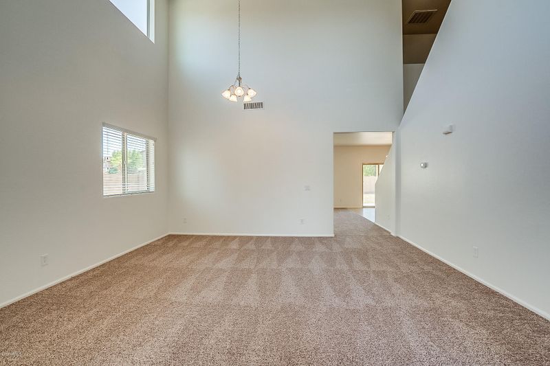 9007 W Globe Ave, Tolleson, AZ 85353
