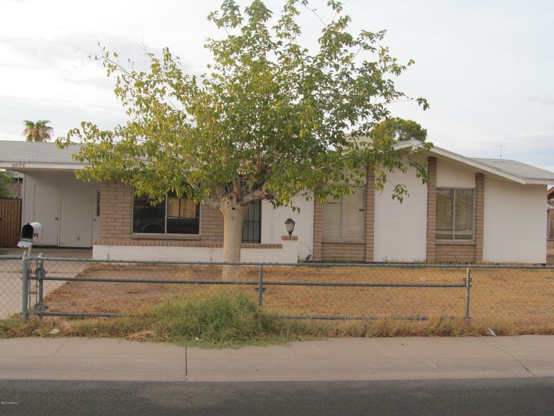 9008 W Montecito Ave, Phoenix, AZ 85037
