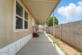 9009 Butternut Ave, Mesa, AZ 85208