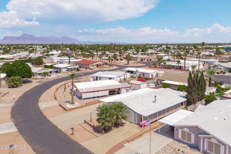 9009 Ellasar Ave, Mesa, AZ 85208