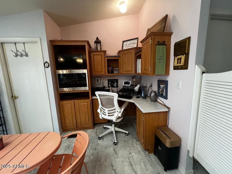 9009 Ellasar Ave, Mesa, AZ 85208