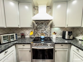 9009 Gary Ln, Mesa, AZ 85207