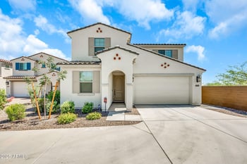 9009 Orange Dr, Glendale, AZ 85305
