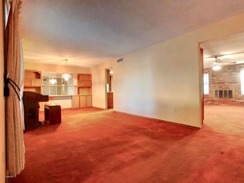 901 E Rosemonte Dr, Phoenix, AZ 85024