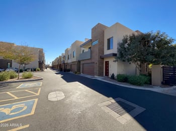 901 Smith Rd #1074, Tempe, AZ 85281