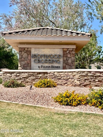 901 Witt Ave, San Tan Valley, AZ 85140