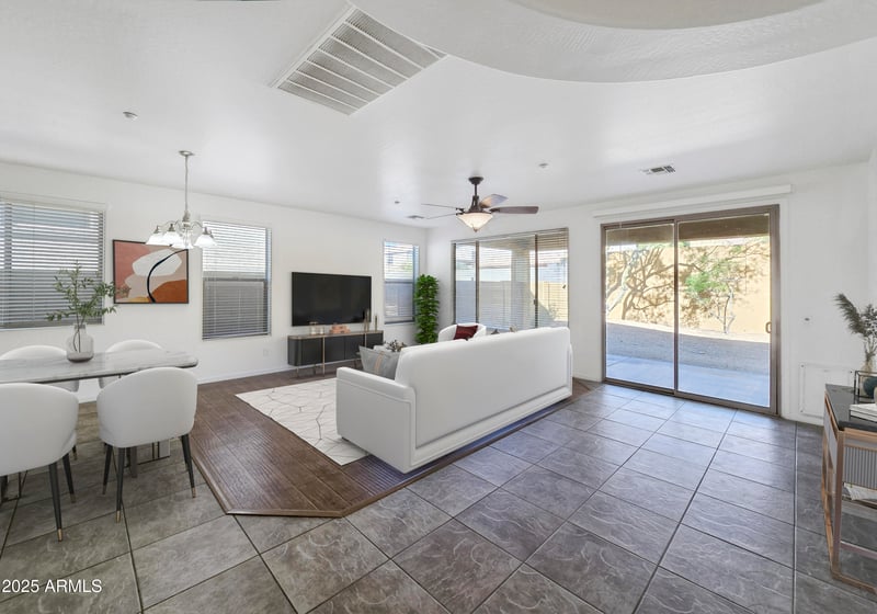 9010 Eagle Talon Dr, Peoria, AZ 85383