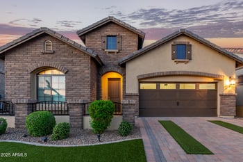 9010 Kenwood St, Mesa, AZ 85207