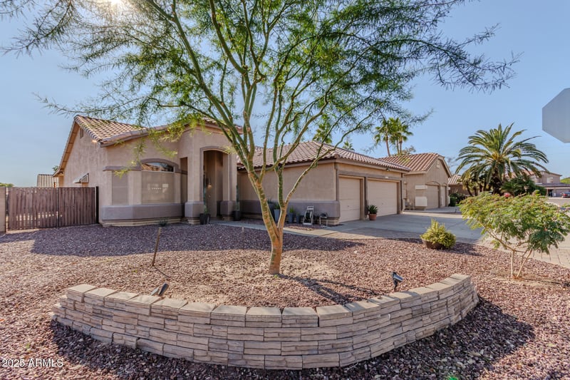 9011 Alex Ave, Peoria, AZ 85382