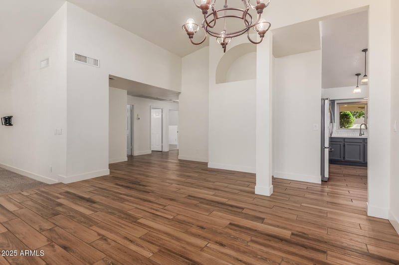 9011 Dateland Dr, Tempe, AZ 85284