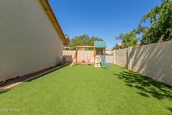 9011 Dateland Dr, Tempe, AZ 85284