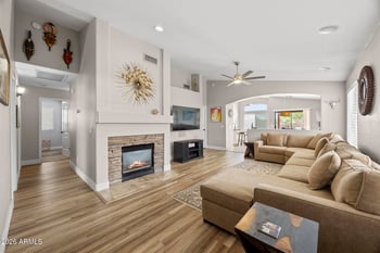 9011 E Fox St, Mesa, AZ 85207