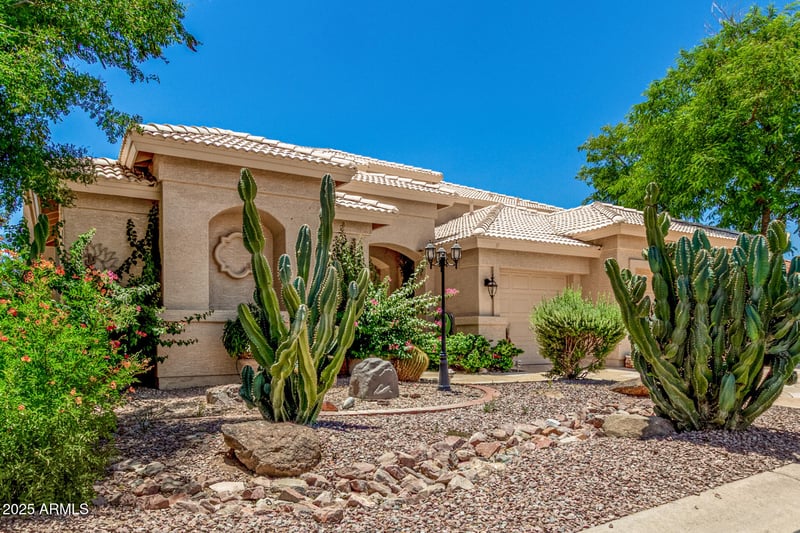 9011 Emerald Dr, Sun Lakes, AZ 85248