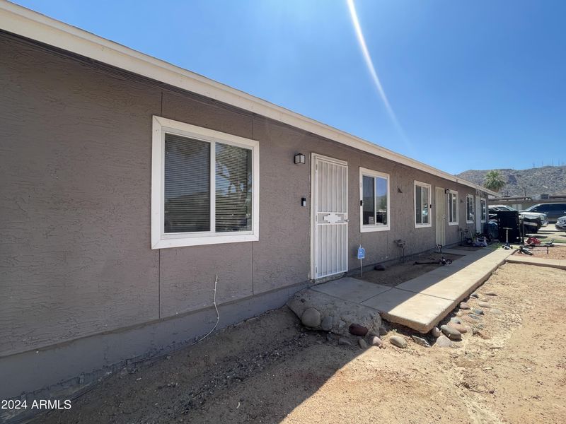9011 S 8th Pl, Phoenix, AZ 85042
