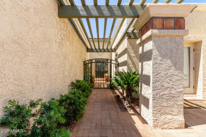 9012 47th Pl, Phoenix, AZ 85044
