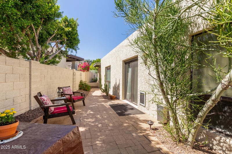 9012 47th Pl, Phoenix, AZ 85044