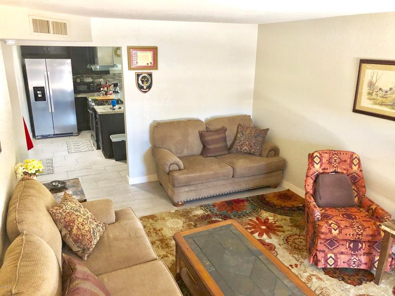 9013 E Grandview Dr, Mesa, AZ 85207