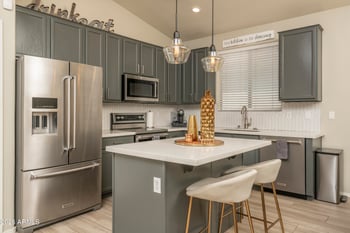 9013 Villa Maria Dr, Peoria, AZ 85382