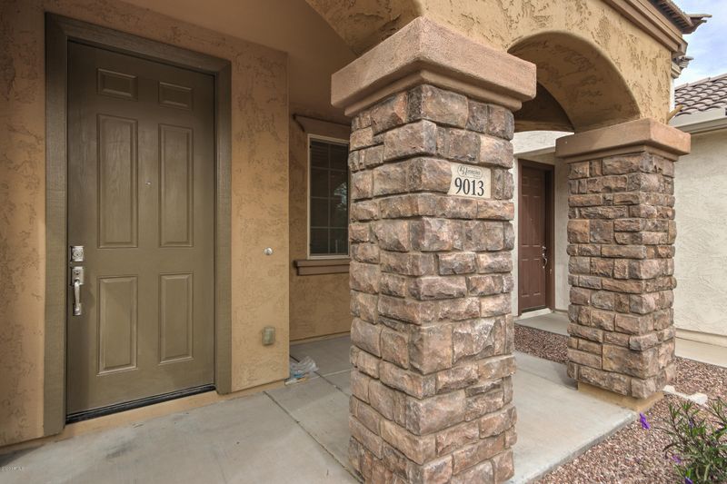 9013 W State Ave, Glendale, AZ 85305