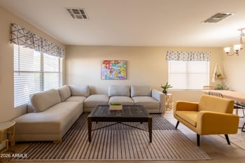 9014 S 10th St, Phoenix, AZ 85042