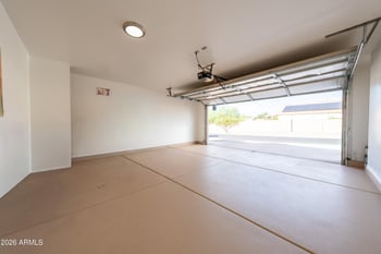 9014 S 10th St, Phoenix, AZ 85042