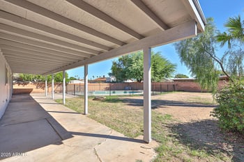 9015 55th Ave, Glendale, AZ 85302